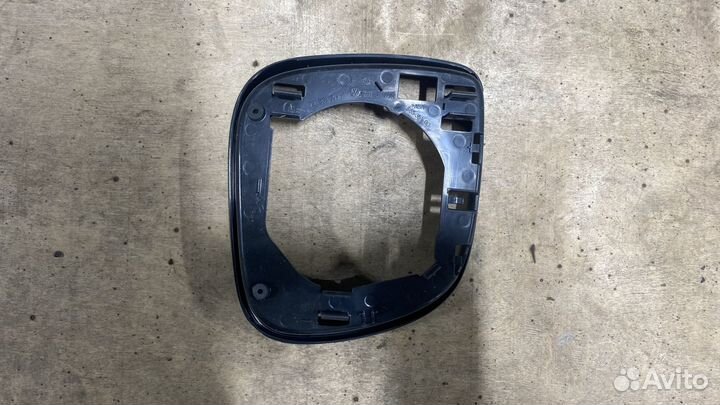 Рамка зеркала Volkswagen Transporter 7e1858553c