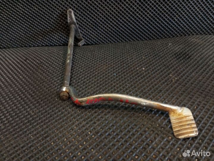 Педаль тормоза ява