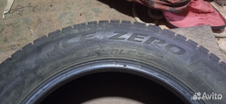 Pirelli Ice Zero FR 185/65 R15