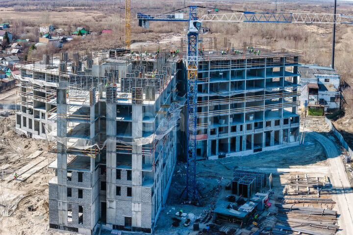 4-к. квартира, 98 м², 18/24 эт.