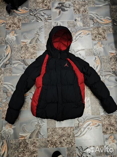Пуховик jordan essentials