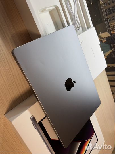 MacBook Pro 14 M1 Pro 16/512 полный комплект