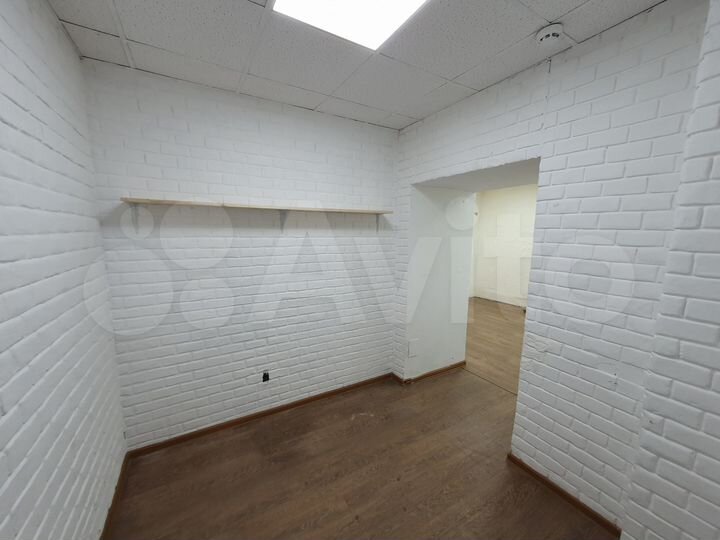 Театральная-Кирова,1 этаж,торговое,отдельное 21 м²