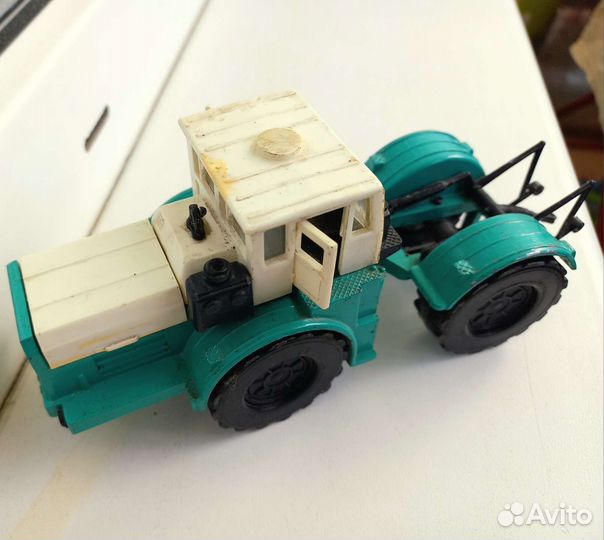 Трактор Кировец (металл 1:43 СССР)