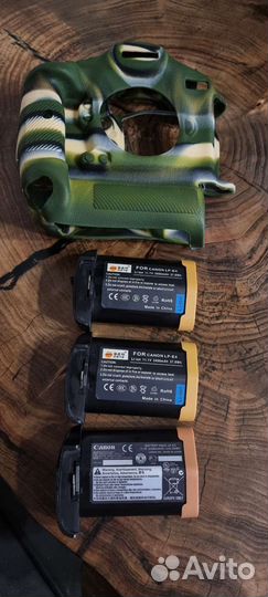 Зарядка Sony A7, чехол Canon 1DX