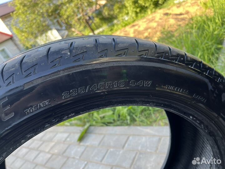 Bridgestone Turanza T005A 235/45 R18