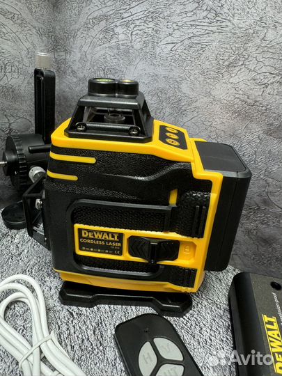 Лазерный уровень DeWalt 4D нивелир 16 линий