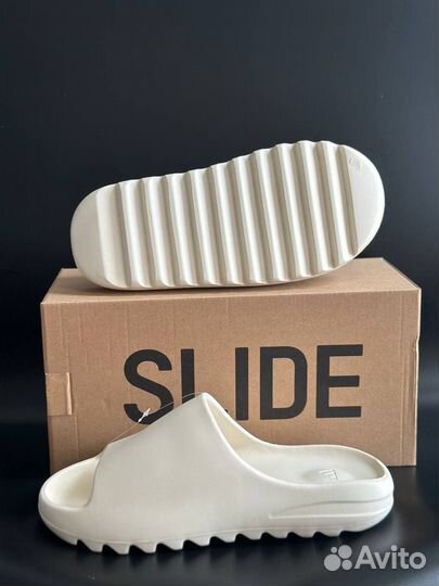 Кроссовки Adidas yeezy slide bone