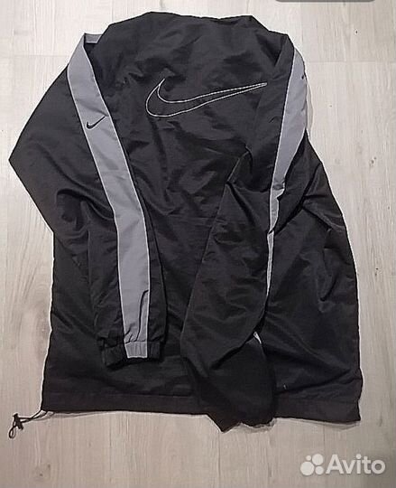 Ветровка Nike swoosh