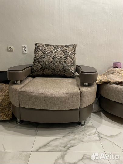 Угловой диван бу