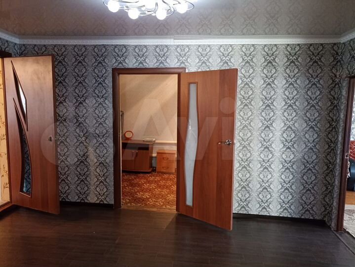 Дом 95 м² на участке 6 га