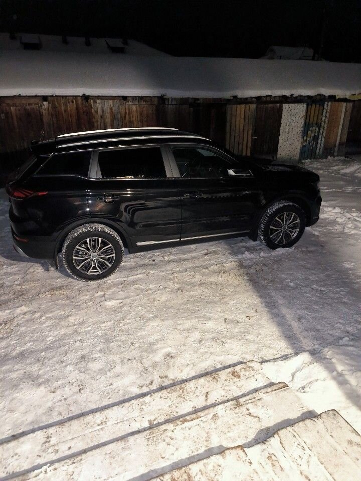 Geely Atlas Pro: фото владельца