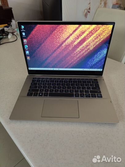 Сенсорный Dell 14