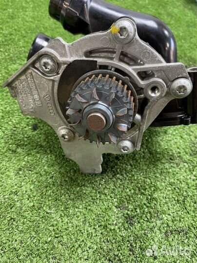 Помпа термостат vag 06h121026dd