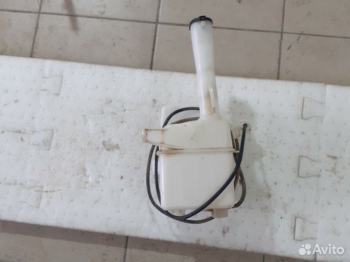 Бачок стеклоомывателя с маторчиком Lifan Solano