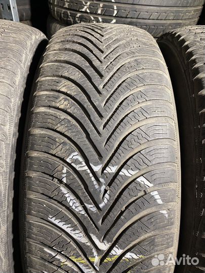 Michelin Alpin 5 215/65 R16 98H