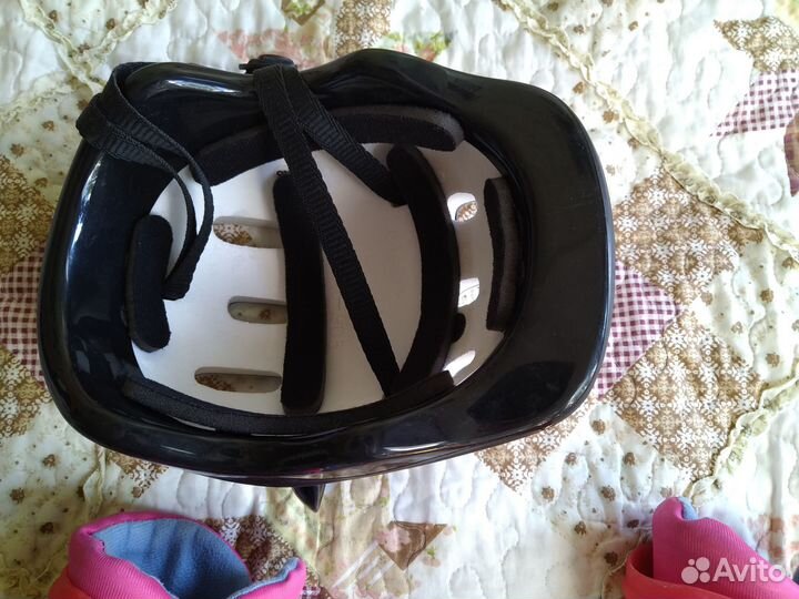 Продам ролики 30-33, шлем, защиту