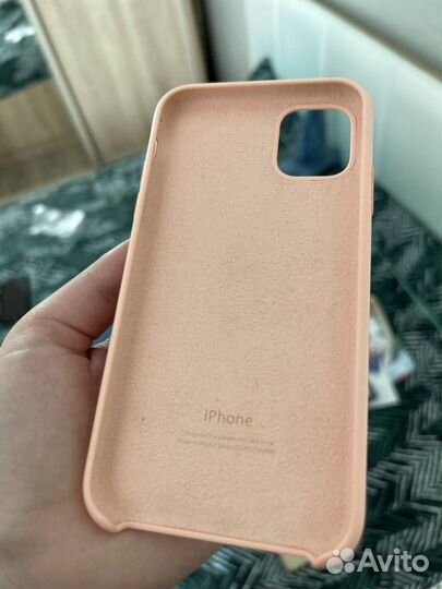 Чехол на iPhone 11