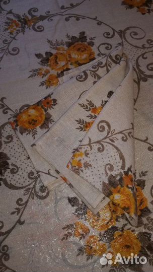 Скатерть льняная новая с полотенцами 3 шт