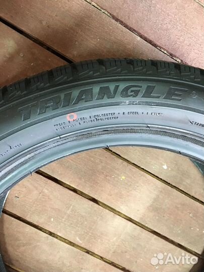 Triangle PL01 215/50 R17