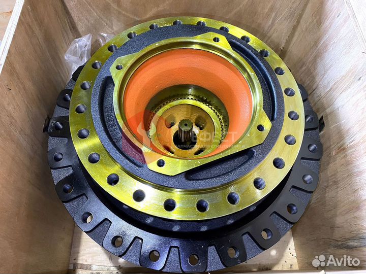 Бортовой редуктор Hitachi ZX670LCR-3