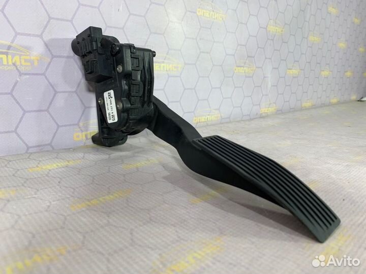 Педаль газа Opel Astra H Z16XEP 2006