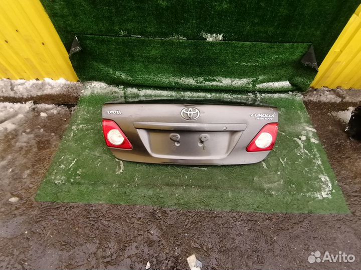 Крышка багажника Toyota Corolla NRE150