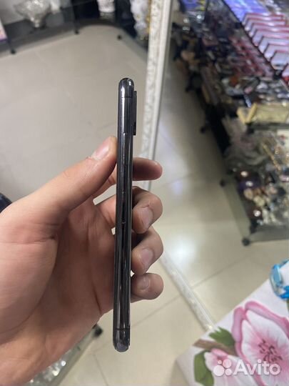 Телефон iPhone xs