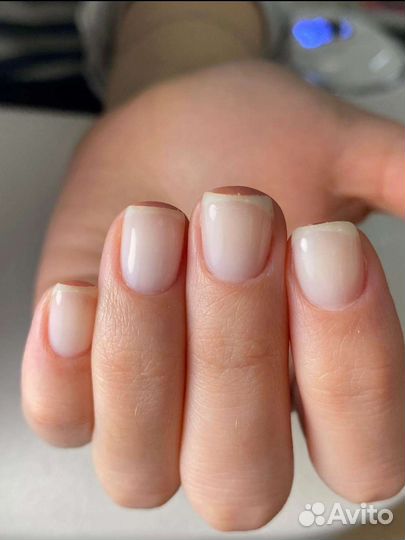 Наращивание ногтей на дому