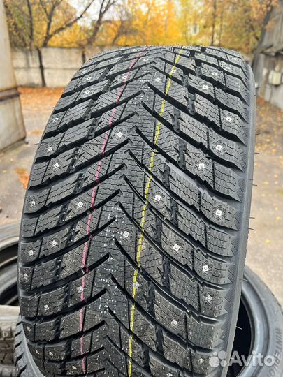 iLink Wintervorhut Stud II 245/40 R18