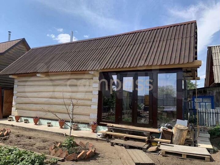 Дом 30 м² на участке 5,3 сот.