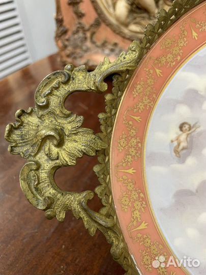 Антикварная тарелка