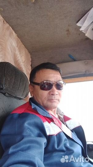 Водитель самосвалов