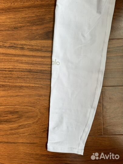 Спортивные легинсы