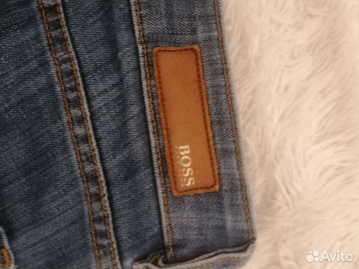 Джинсы hugo boss