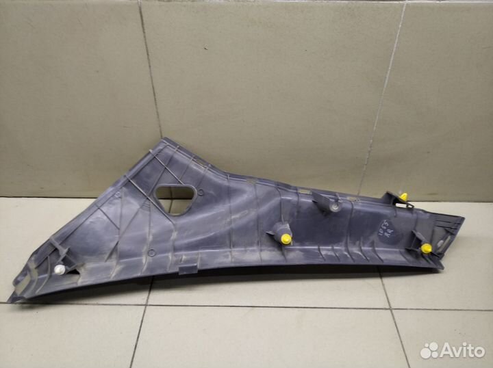 Обшивка стойки RIO 2005-2011