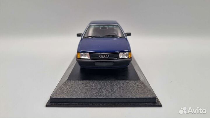 Модель audi 100 Sedan