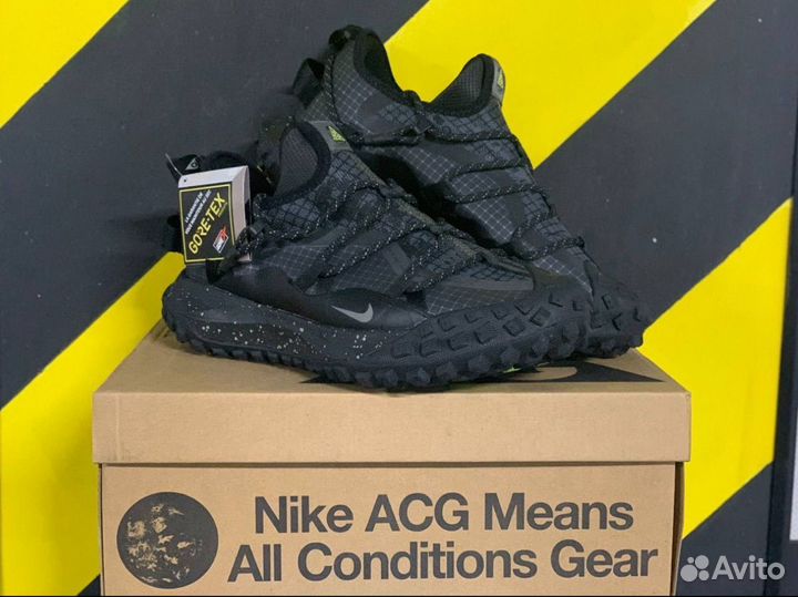 Nike acg mountain fly gore tex