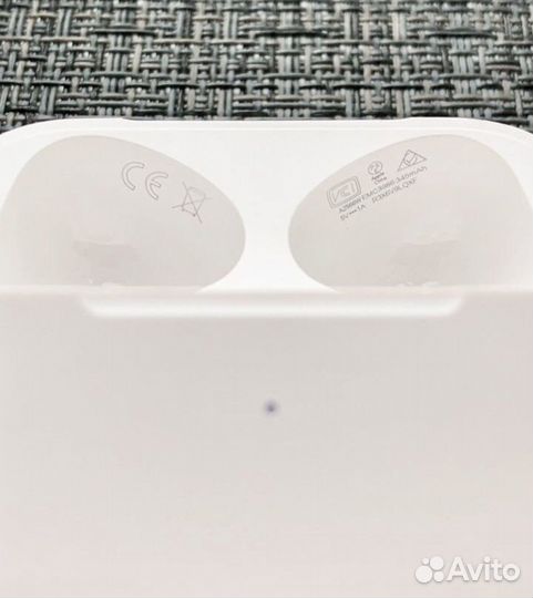 AirPods 3 новые + чехол в подарок