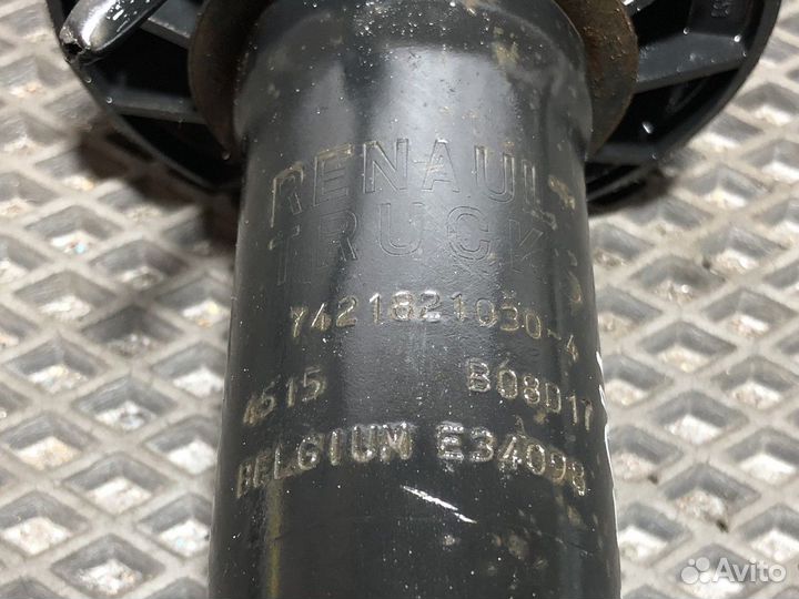 7421821030 Подушка кабины задняя