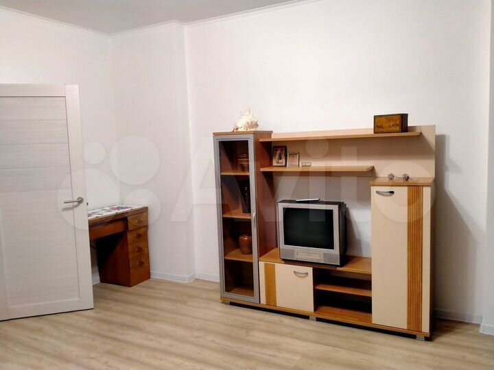 2-к. квартира, 60 м², 2/12 эт.