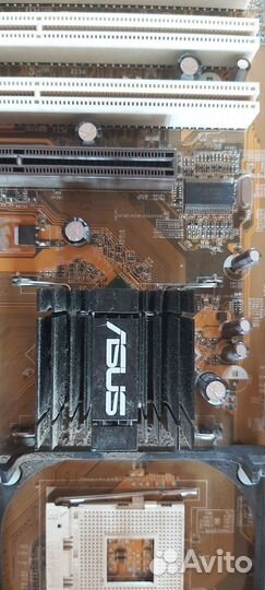 Материнская плата и прочее оборудование