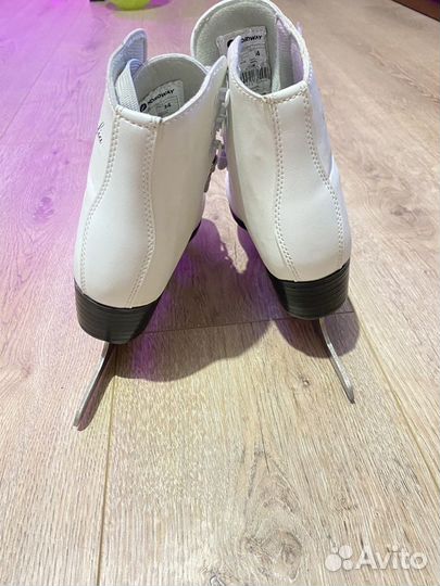 Коньки фигурные