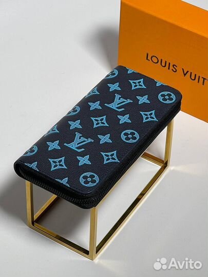 Louis vuitton портмоне