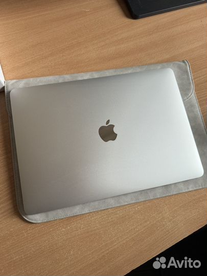 Apple MacBook Air 2020