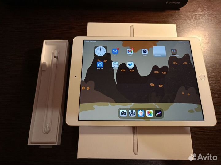 iPad 8 с Apple Pencil