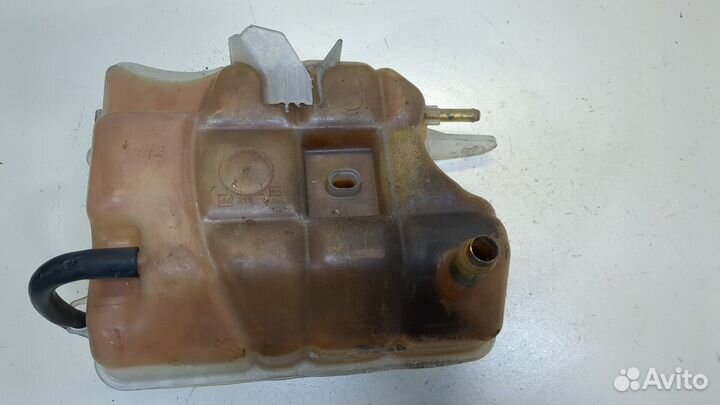 Бачок расширительный Jeep Liberty, 2004