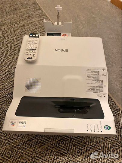 Проектор Epson EB-735F