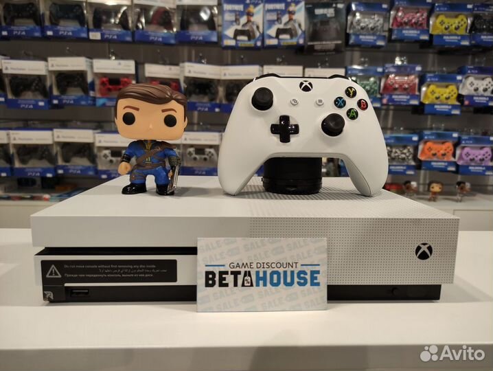 Xbox One S 1TB - игровой магазин на Арбате