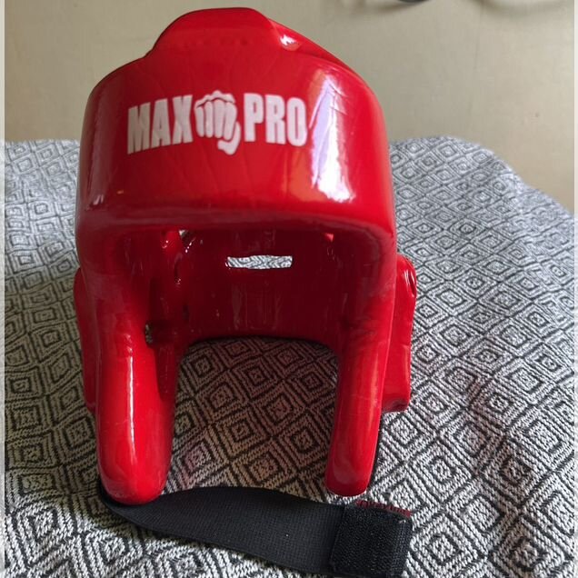 Шлем для единоборств max pro xs